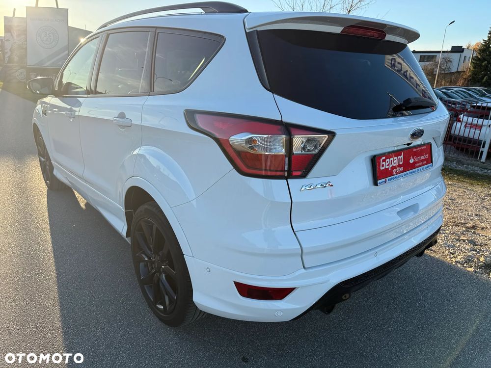 Ford Kuga 2.0 TDCi 4x4 ST-Line - 3