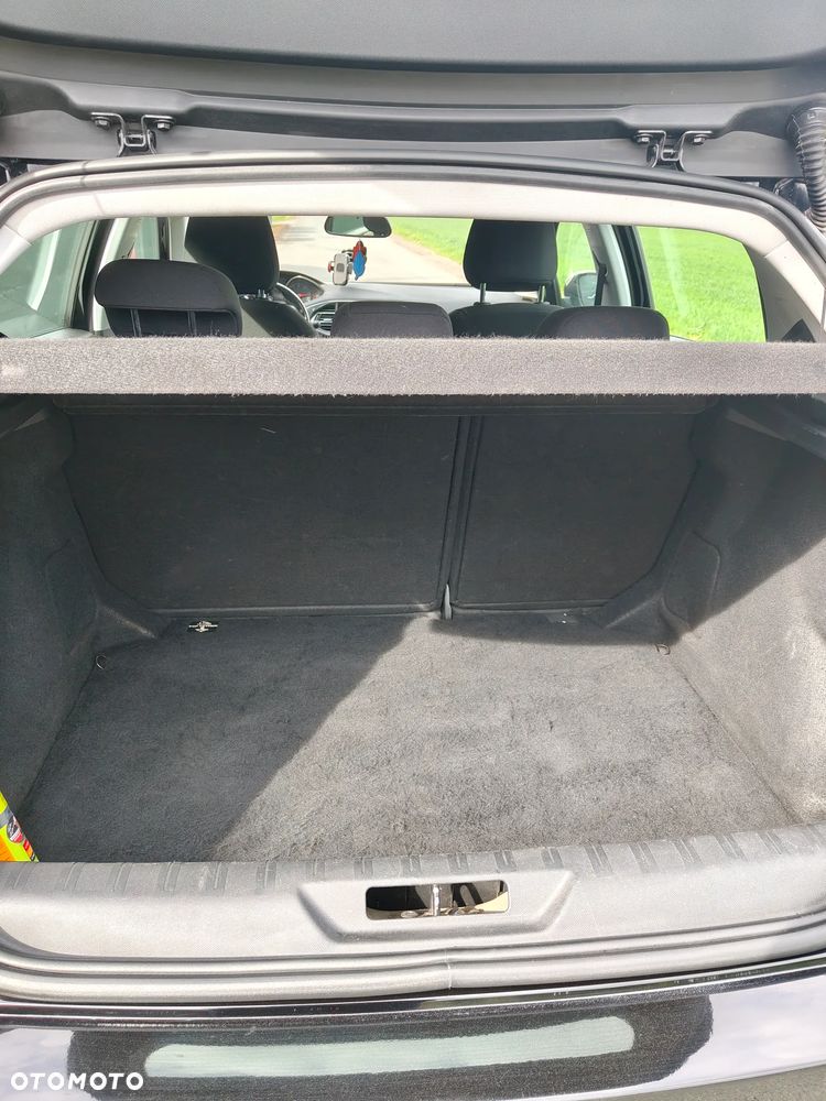 Peugeot 308 - 30