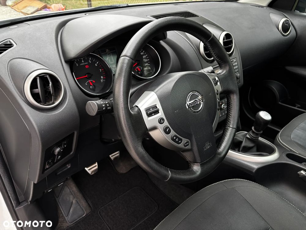 Nissan Qashqai 2.0 tekna - 34