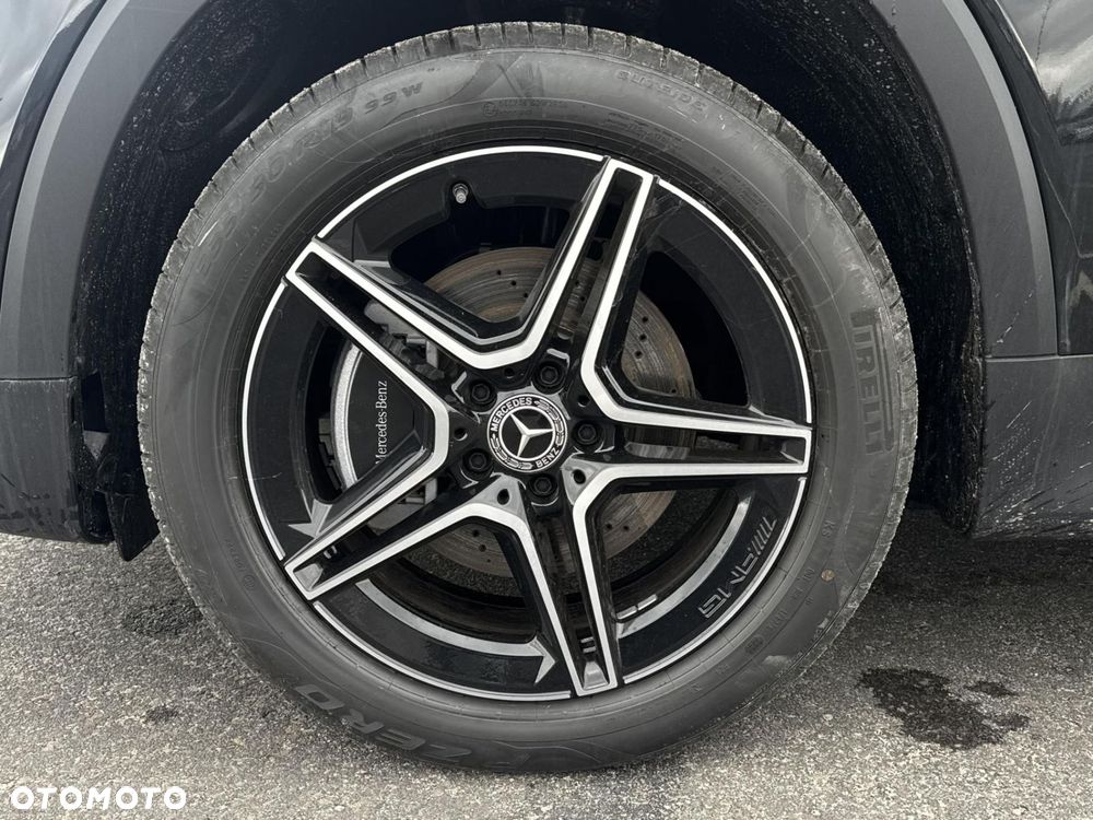 Mercedes-Benz GLB - 18