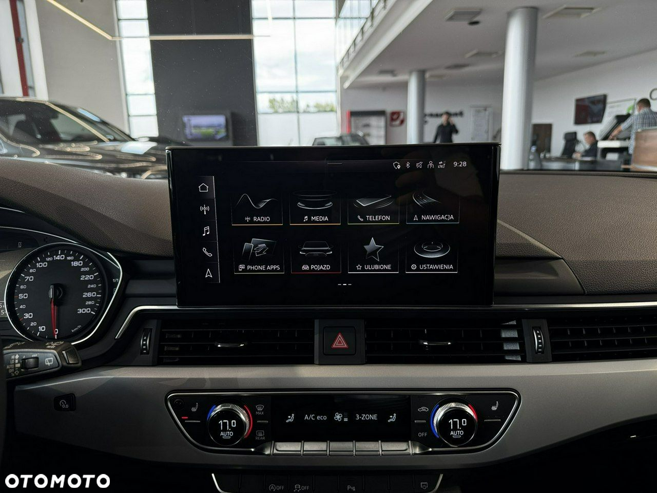 Audi A4 - 24