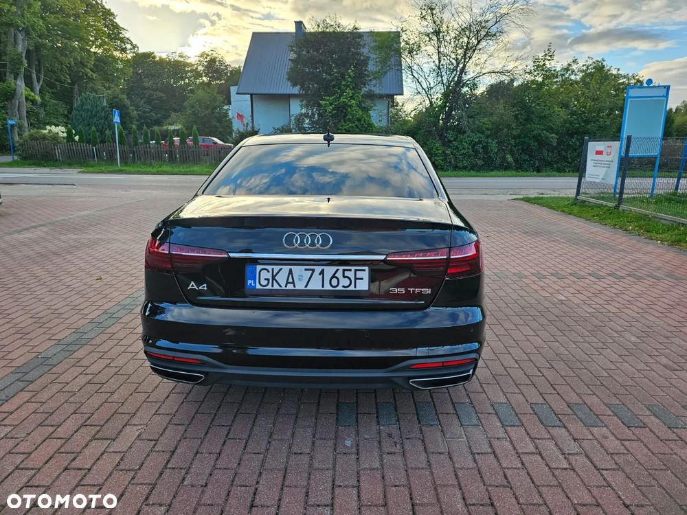 Audi A4 Limousine - 8