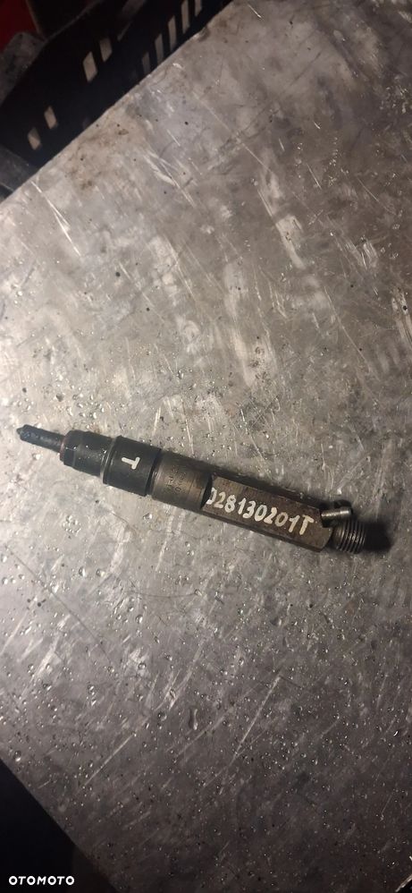 Wtryskiwacz wtrysk seat skoda audi vw 1.9 tdi 028130201t