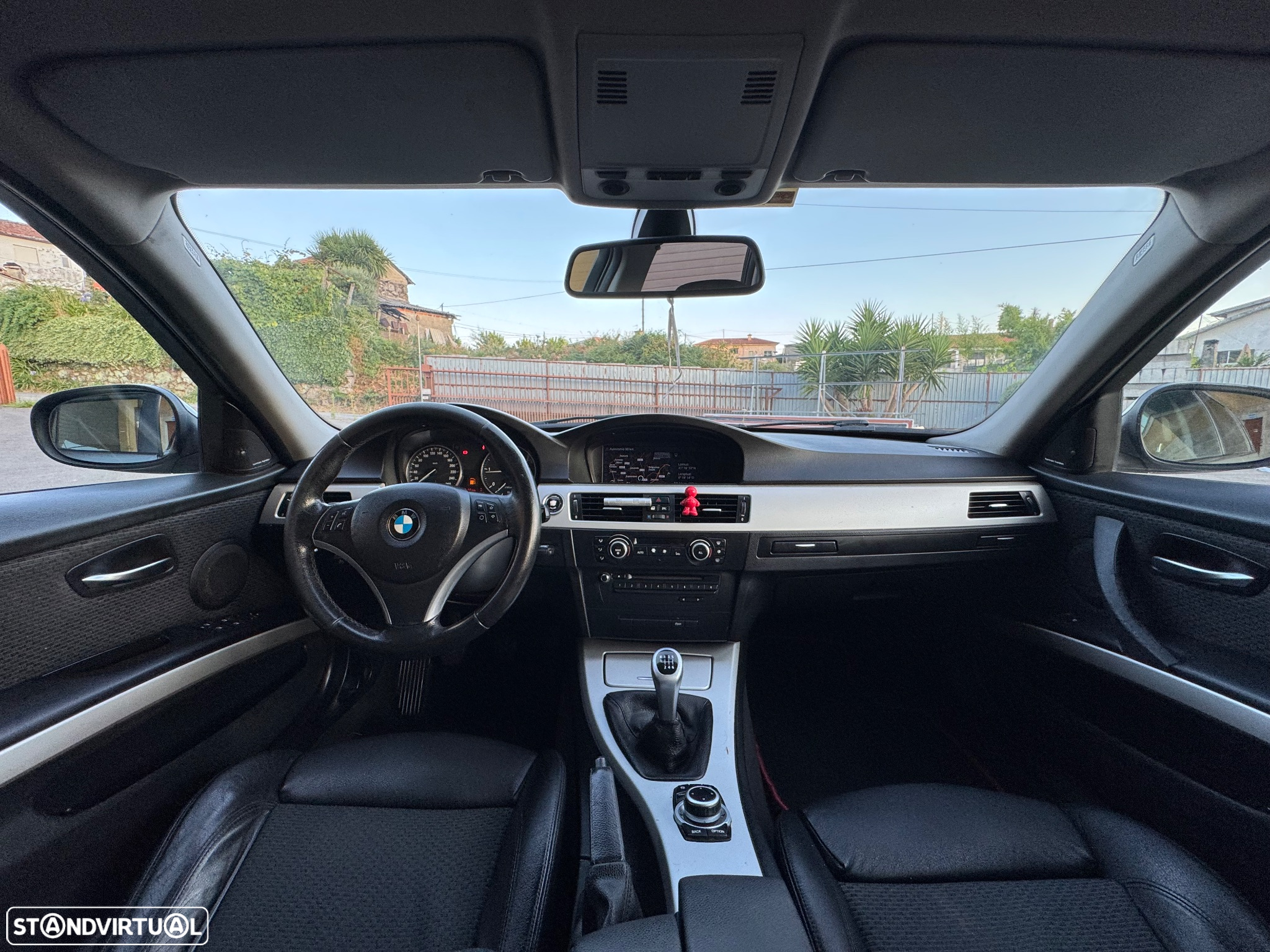 BMW 318 d Touring Navigation Sport - 7