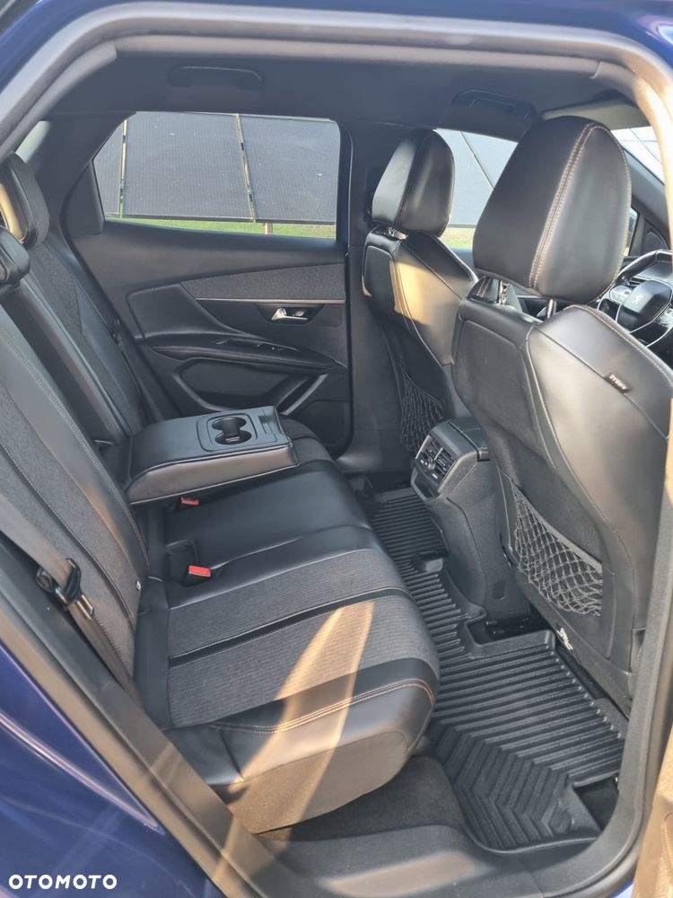 Peugeot 3008 2.0 BlueHDi Allure S&S - 22