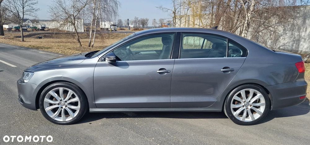Volkswagen Jetta 2.0 TDI Highline Optimum DSG - 7