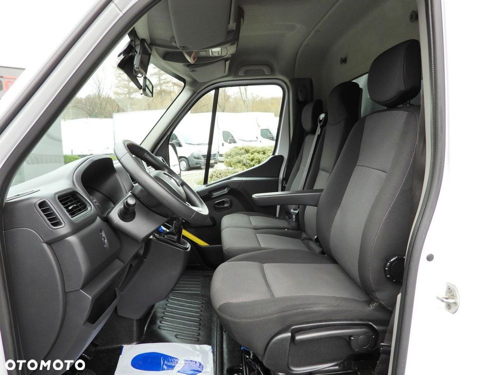 Renault MASTER PLANDEKA 10 PALET TEMPOMAT LEDY PNEUMATYKA KLIMATYZACJA  165KM - 26
