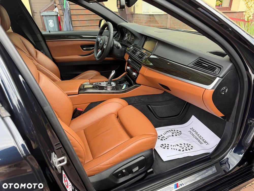BMW Seria 5 520d xDrive M Sport Edition - 14