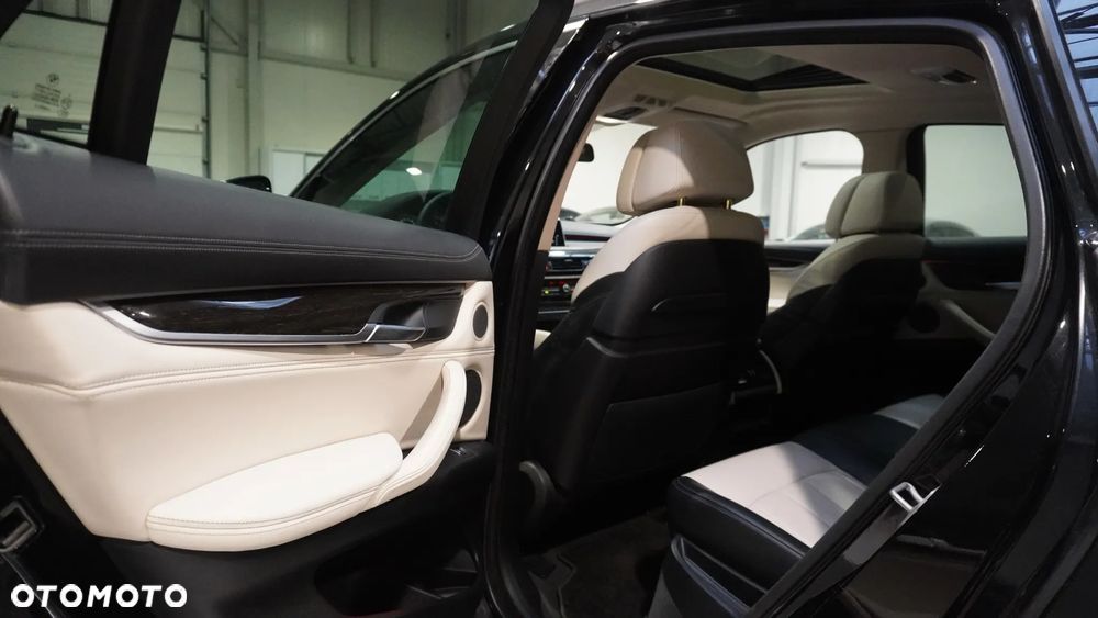 BMW X6 xDrive30d - 10