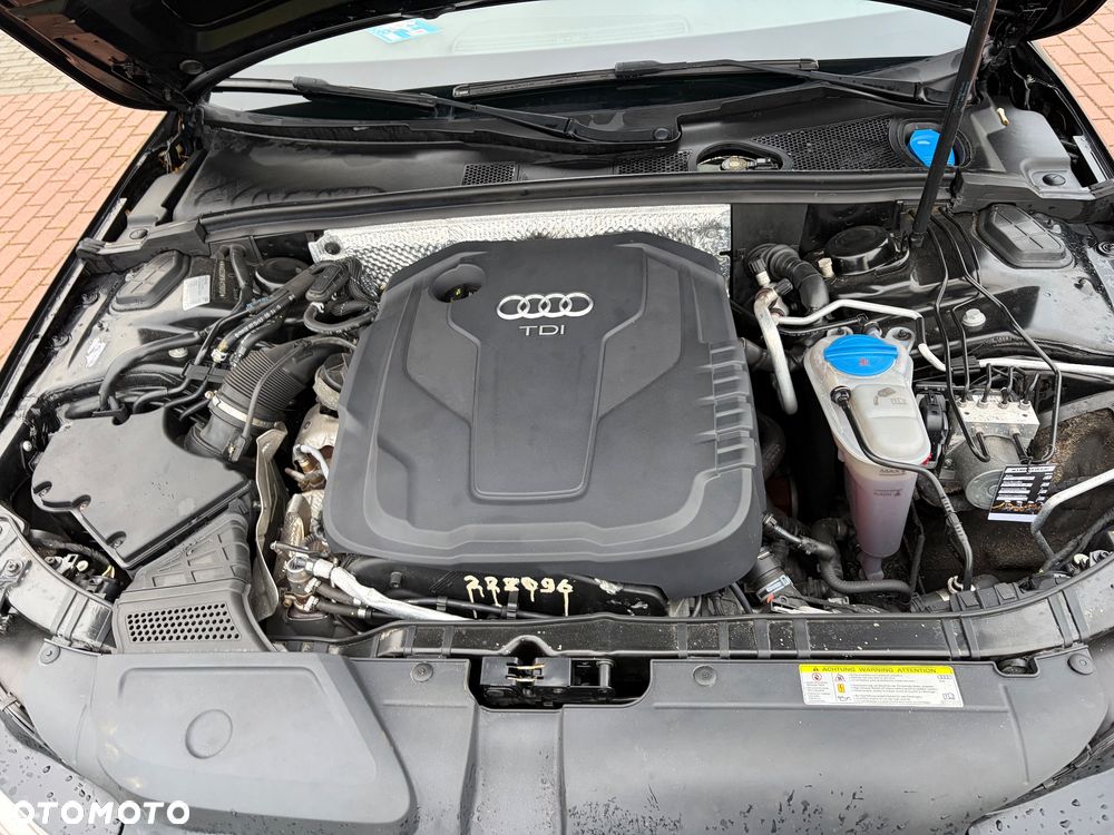 Audi A4 Avant 2.0 TDI DPF clean diesel multitronic S line Sportpaket - 13