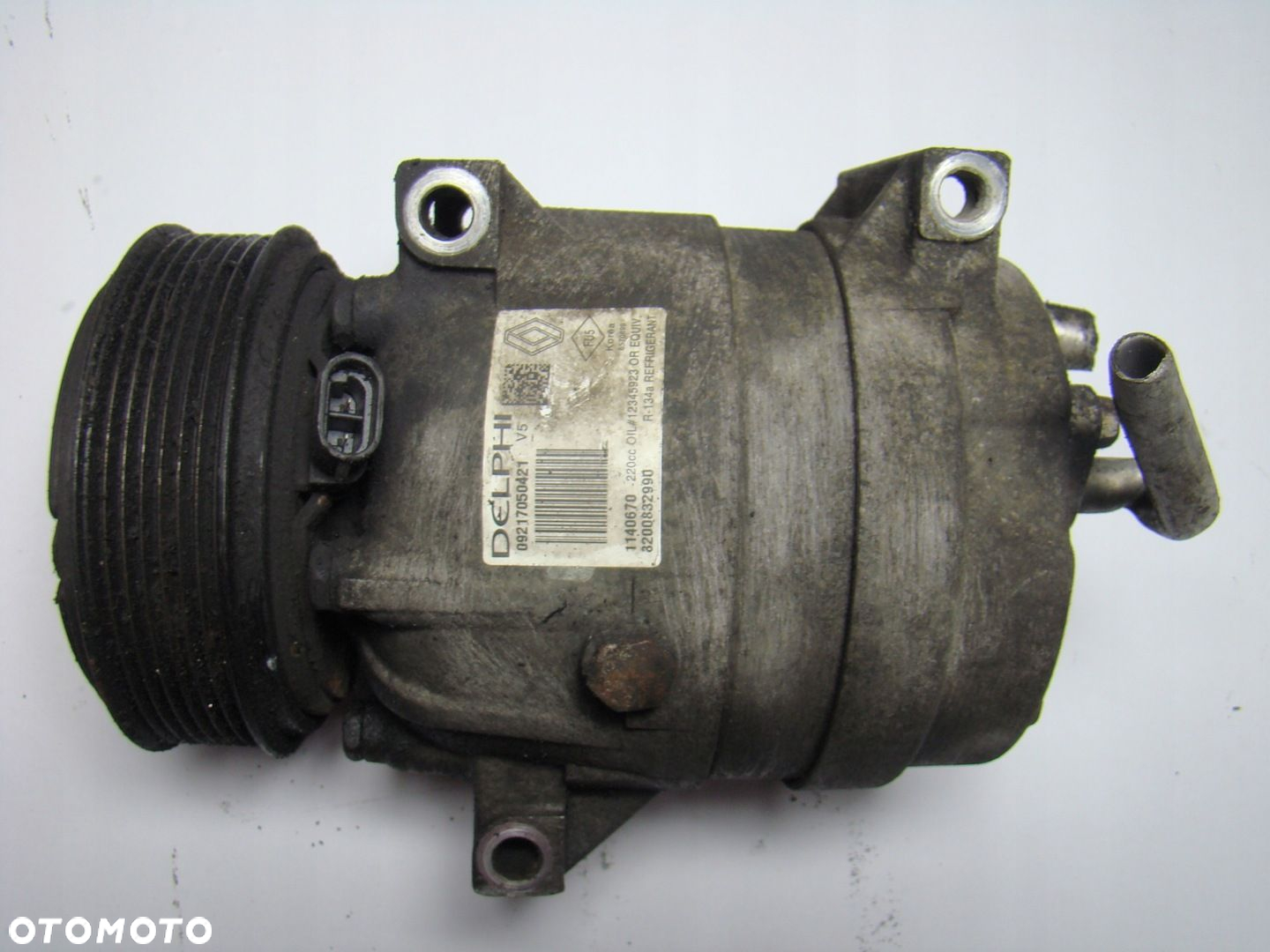 Sprężarka klimatyzacji 8200832990 Master Movano 2.5 03- Delphi - 3