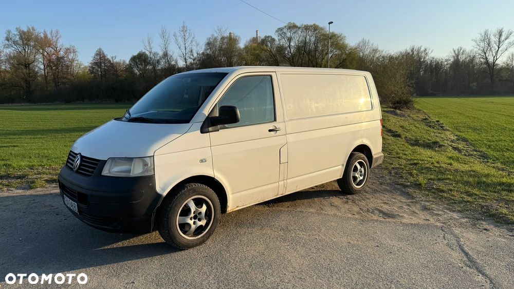 Volkswagen Transporter T5 - 1
