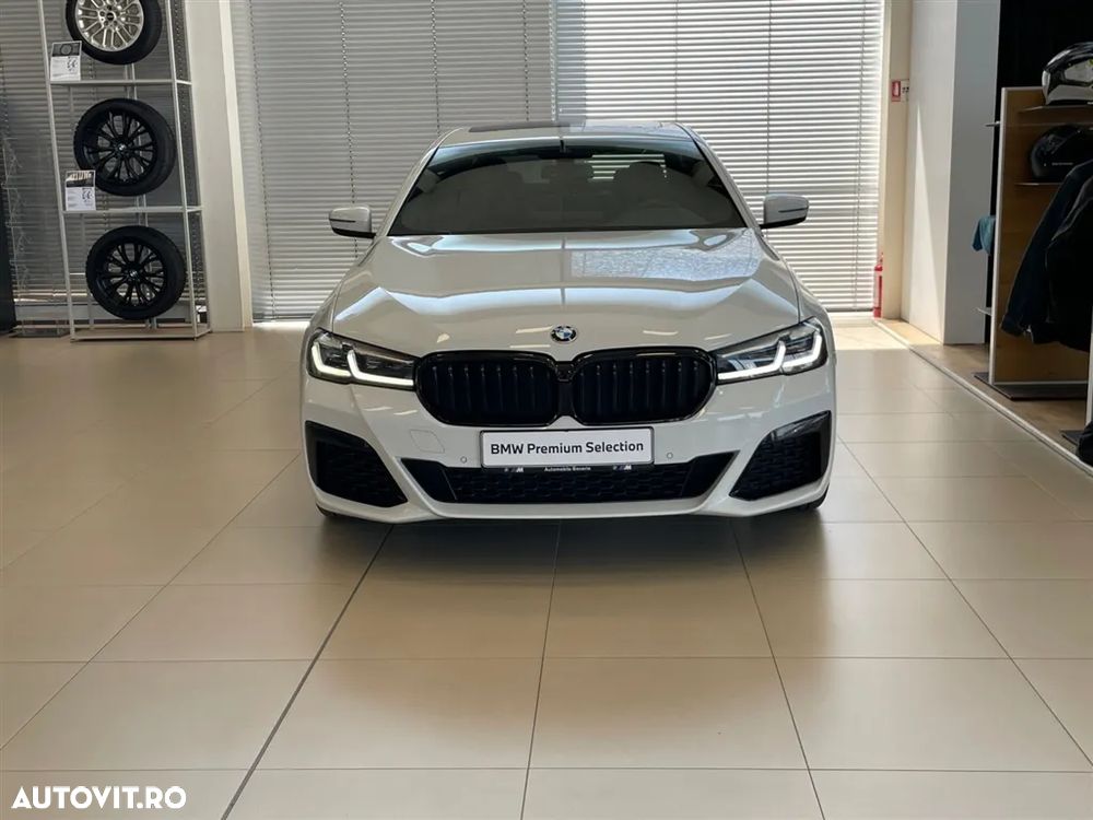 BMW Seria 5 540i xDrive Aut. Sport Line - 2