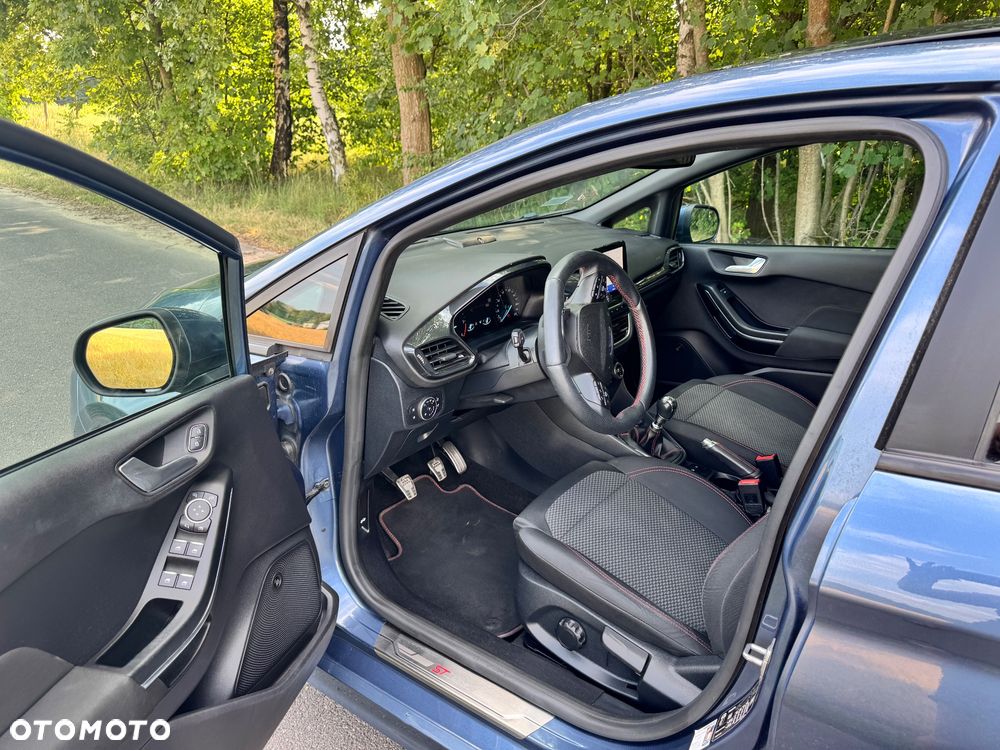 Ford Fiesta ver-1-5-tdci-s-s-st--line-x - 17