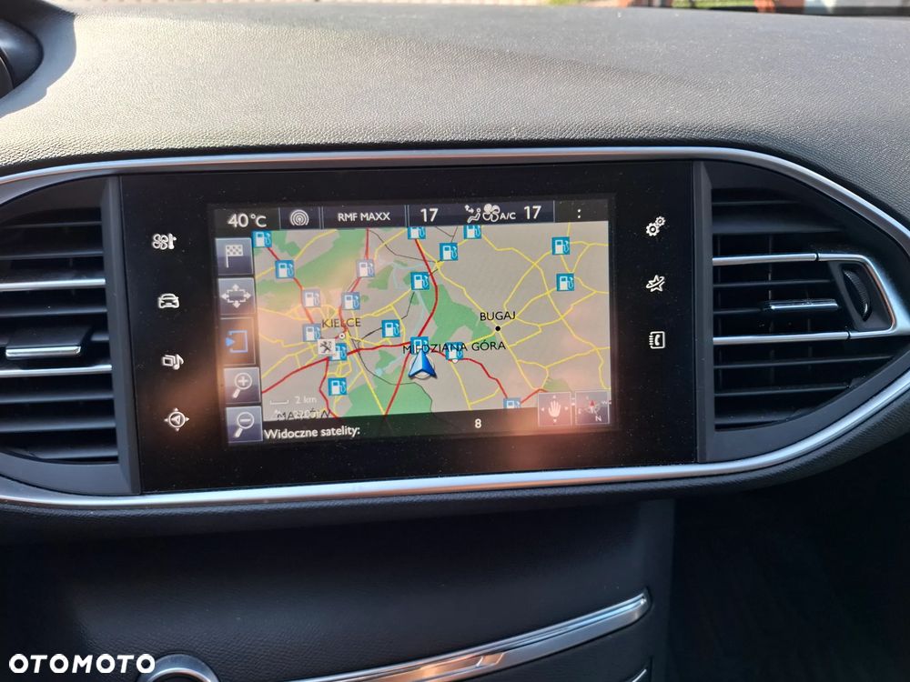 Peugeot 308 PureTech 110 Stop & Start Style - 17