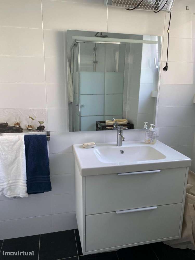 Apartamento com 2 quartos - localizado em Entrecampos Lisbon - Grande imagem: 4/20