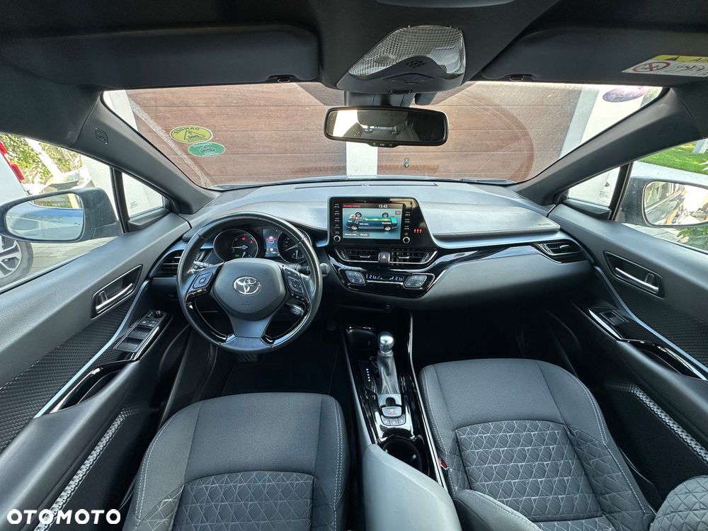 Toyota C-HR - 9