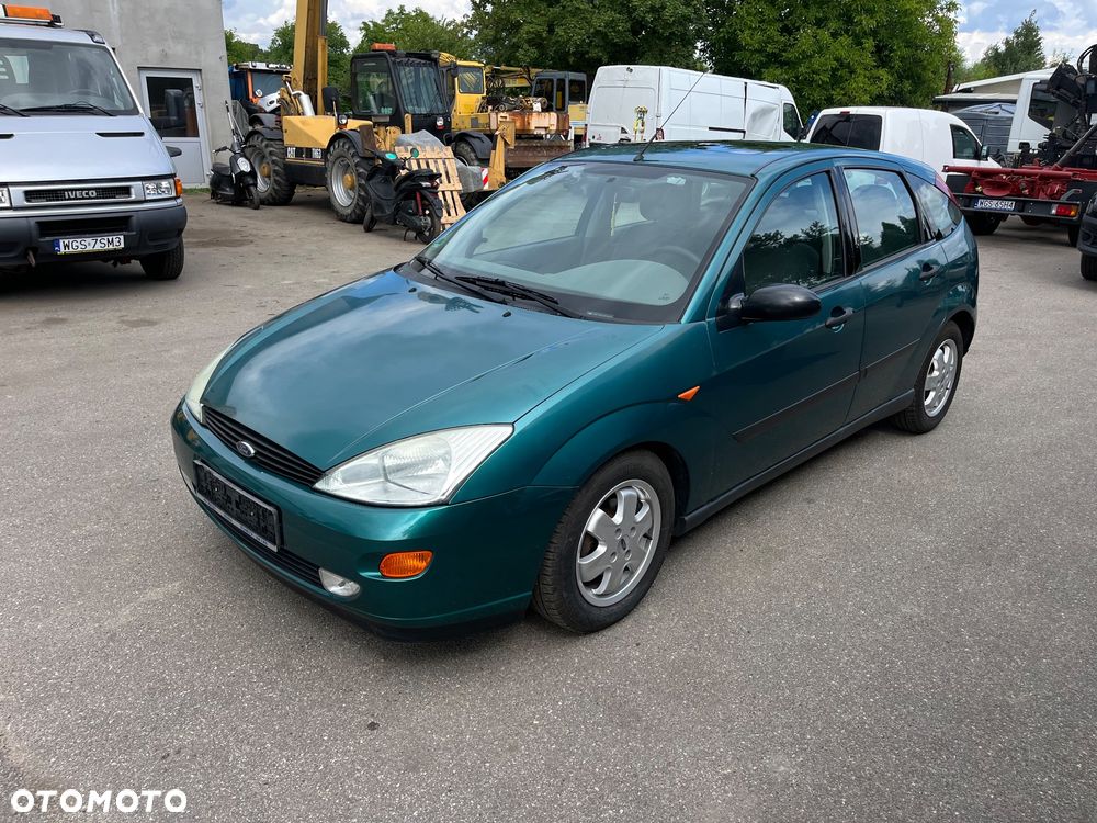 Ford Focus 1.8 Trend - 2