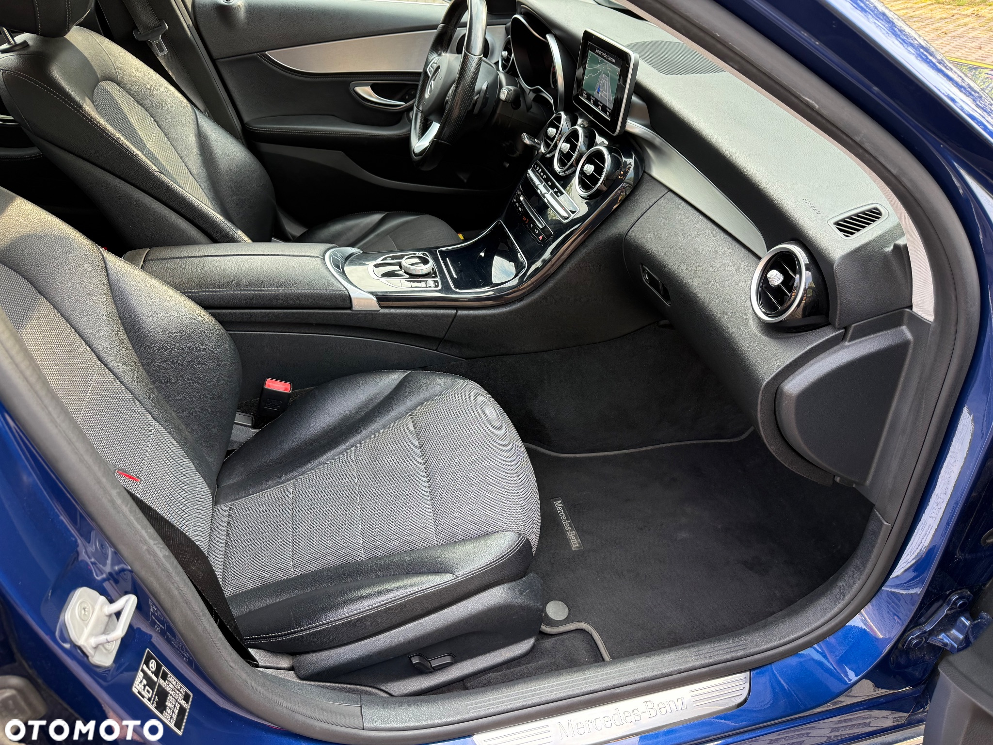 Mercedes-Benz Klasa C 200 7G-TRONIC - 19