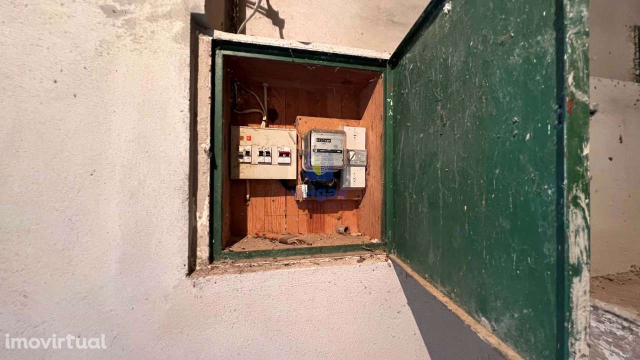 TERRENO MISTO  COM ARRECADAÇÕES - Grande imagem: 5/22