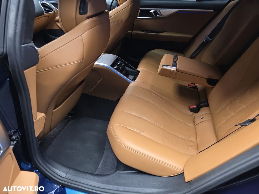 BMW Seria 8 840d xDrive - 26