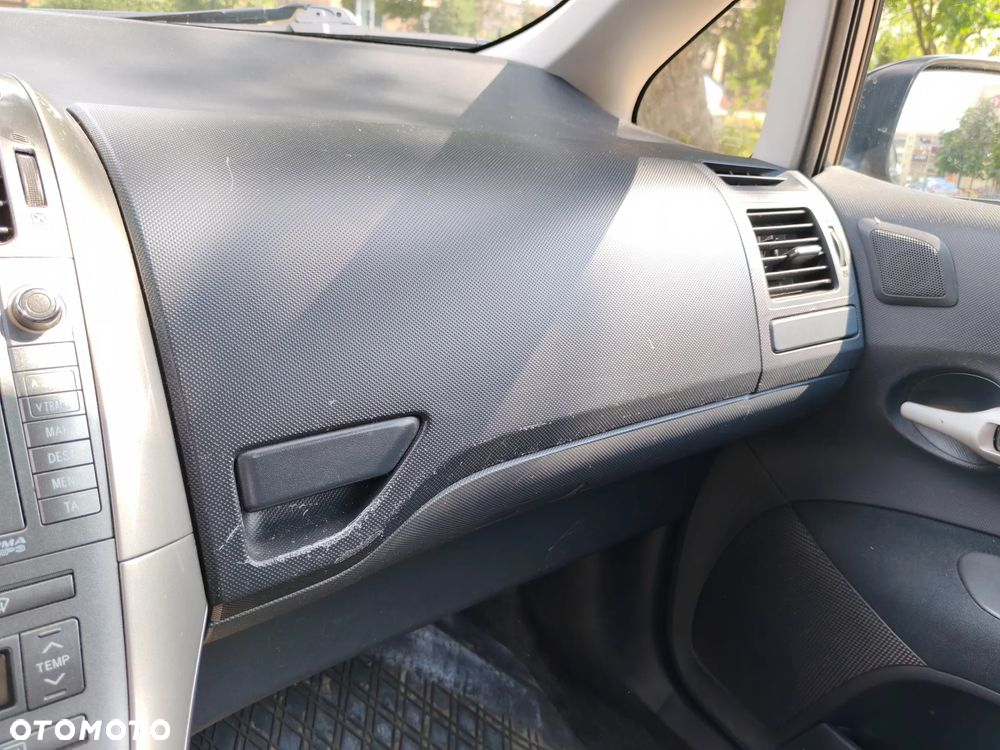 Toyota Auris - 19