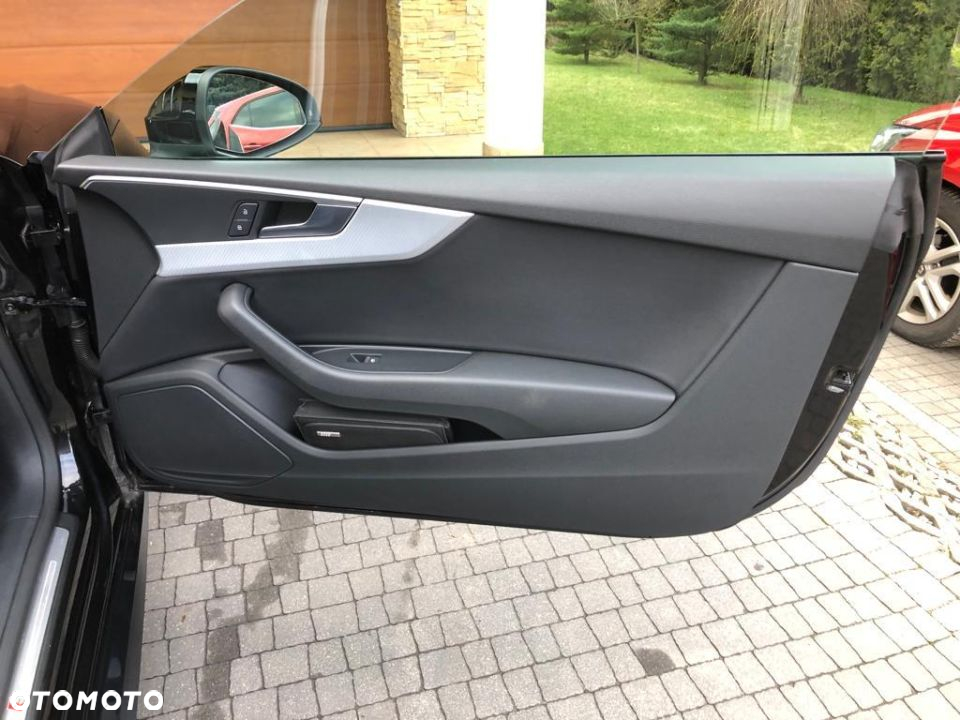 Audi A5 Coupe 2.0 TFSI quattro - 13