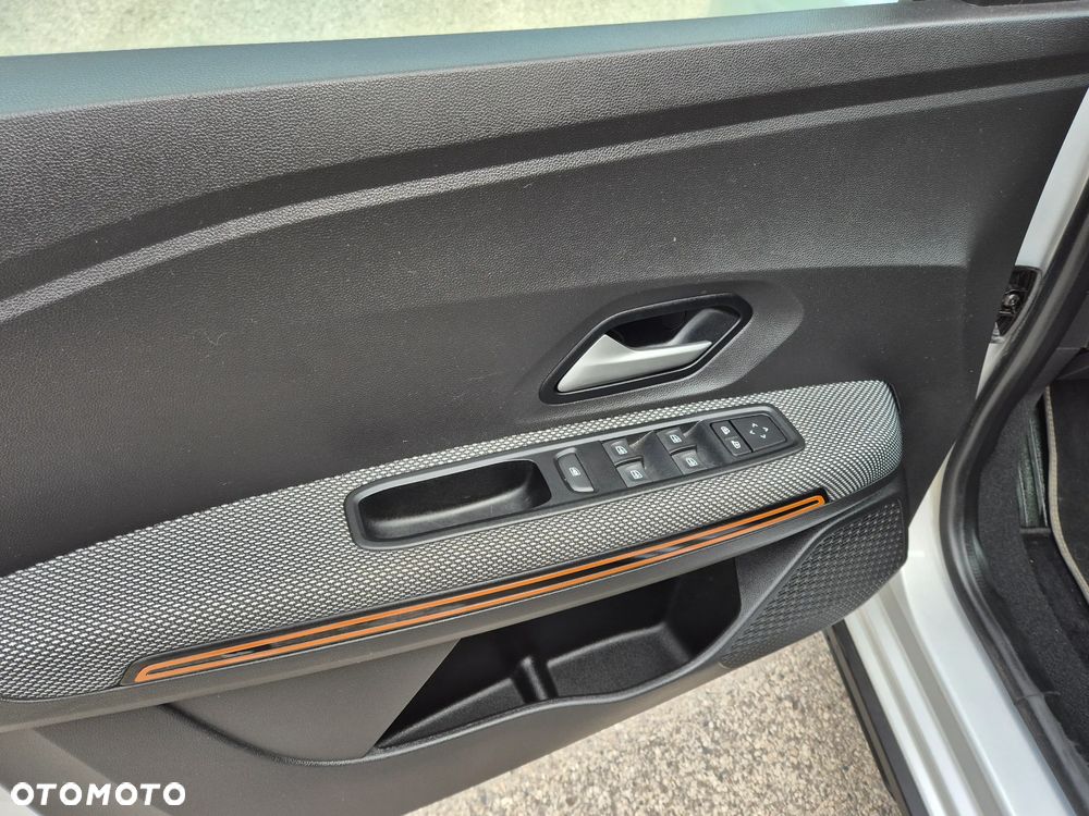 Dacia Sandero Stepway - 11