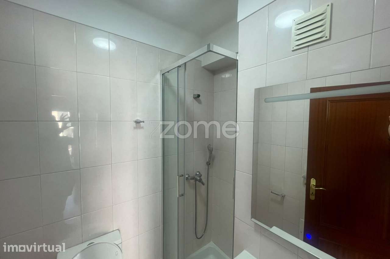 T3 no Centro de Viseu | 2 WC | Cozinha Equipada | Garagem + Arrumo - Grande imagem: 4/18