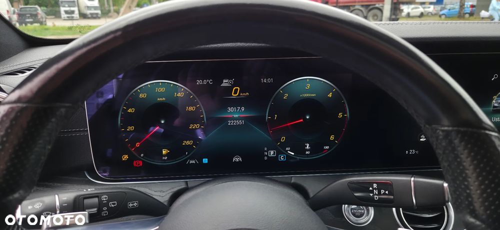 Mercedes-Benz Klasa E 400 d 4Matic 9G-TRONIC AMG Line - 26