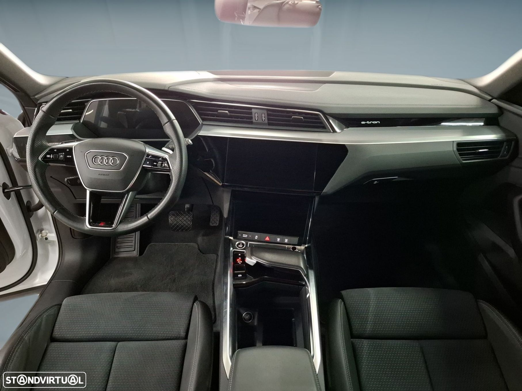 Audi e-tron 55 quattro S line - 12