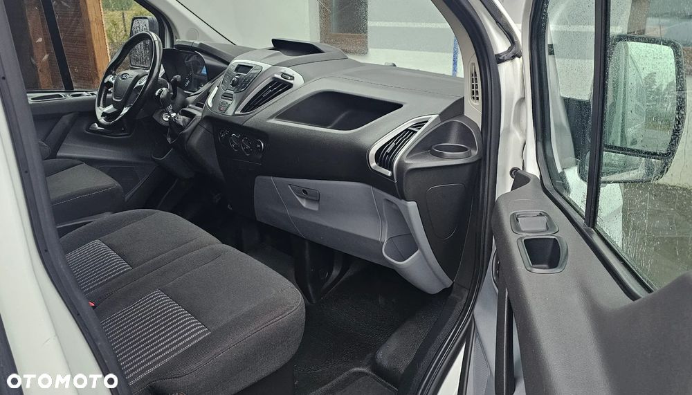Ford Transit Custom - 21