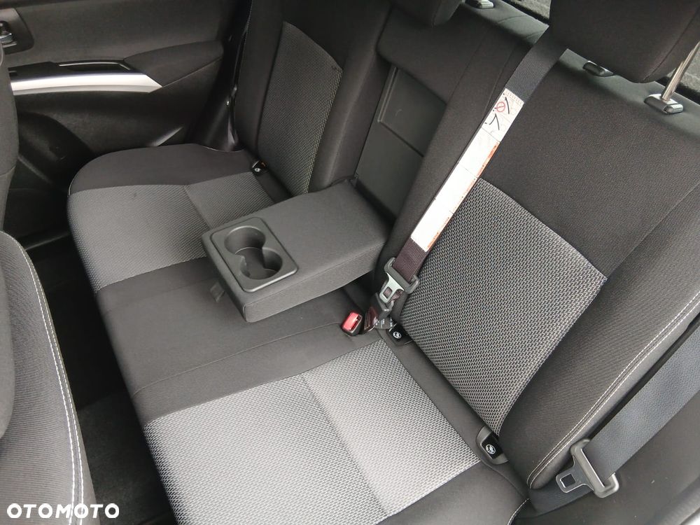 Suzuki S-Cross - 34