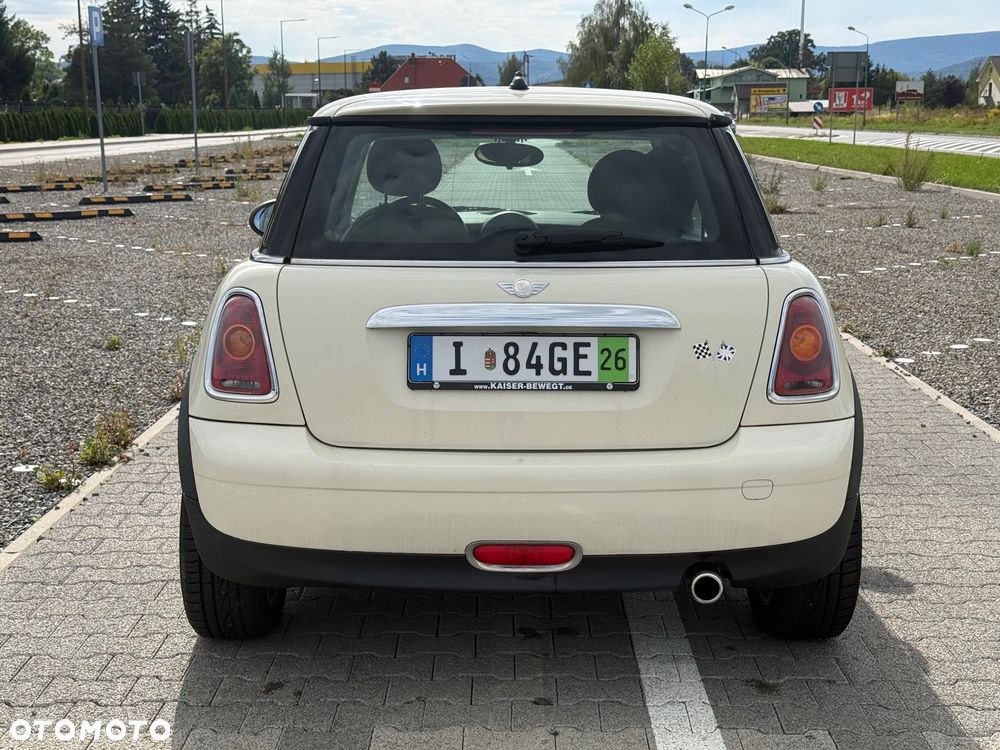 MINI ONE Standard - 4