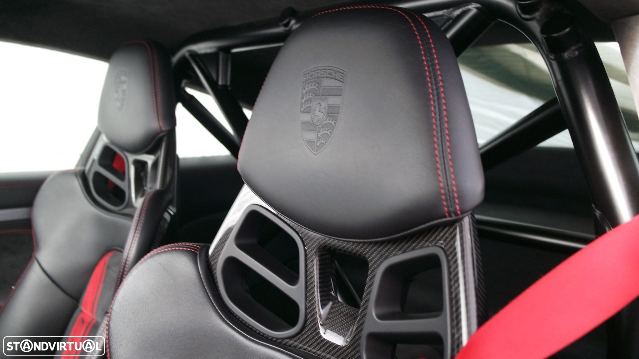 Porsche 911 Série F - 14