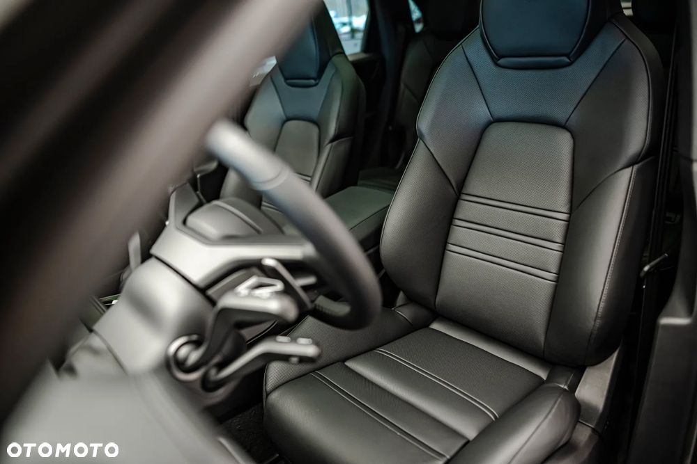 Porsche Cayenne E-Hybrid PHEV Black Edition - 9