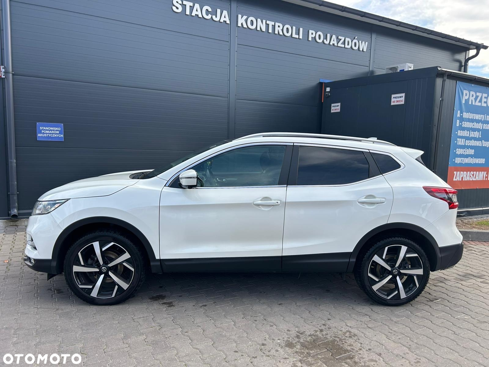 Nissan Qashqai 1.5 dCi Tekna - 6