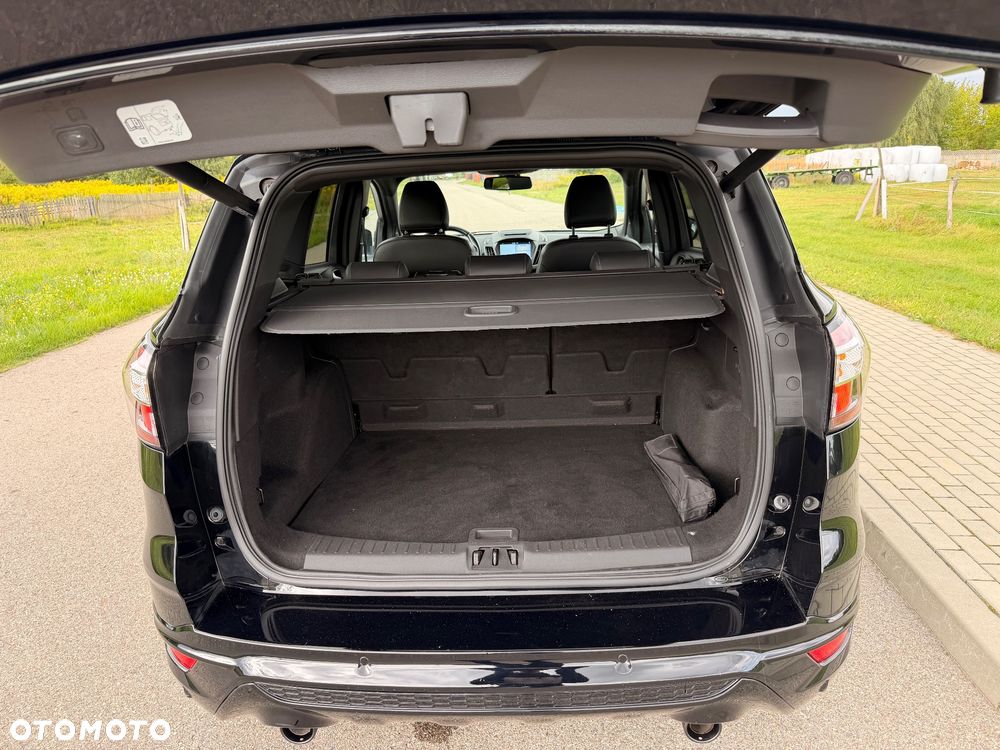 Ford Kuga 2.0 TDCi 4x2 ST-Line - 28