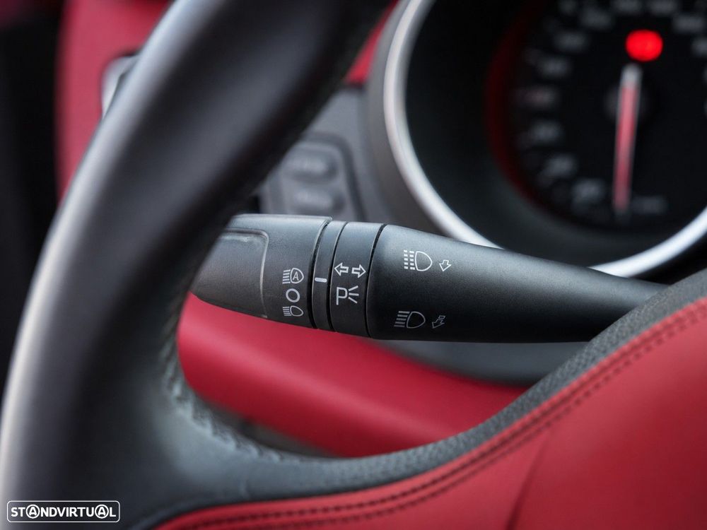 Alfa Romeo Giulietta 2.0 JTDM Super - 15