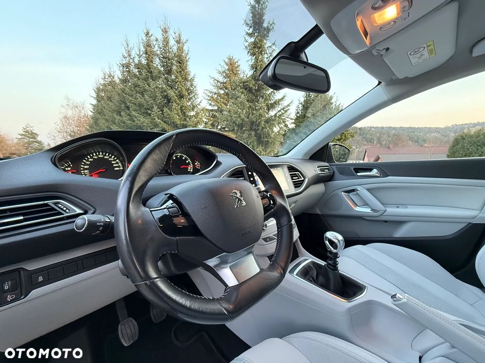 Peugeot 308 - 19