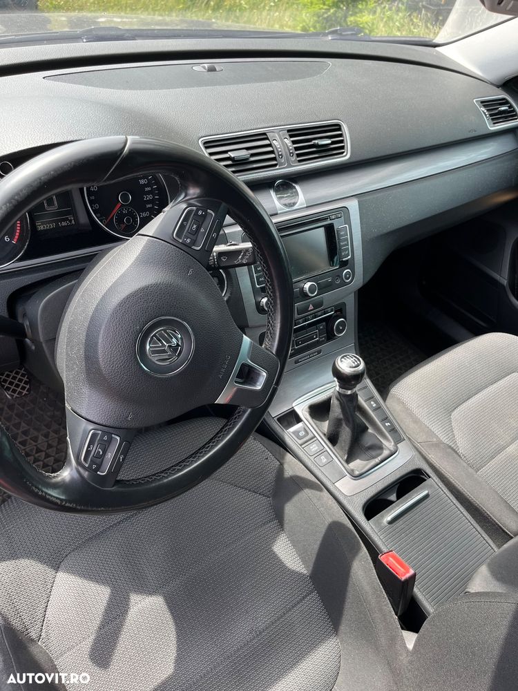 Volkswagen Passat Variant 2.0 TDI BlueMotion Technology Comfortline - 9