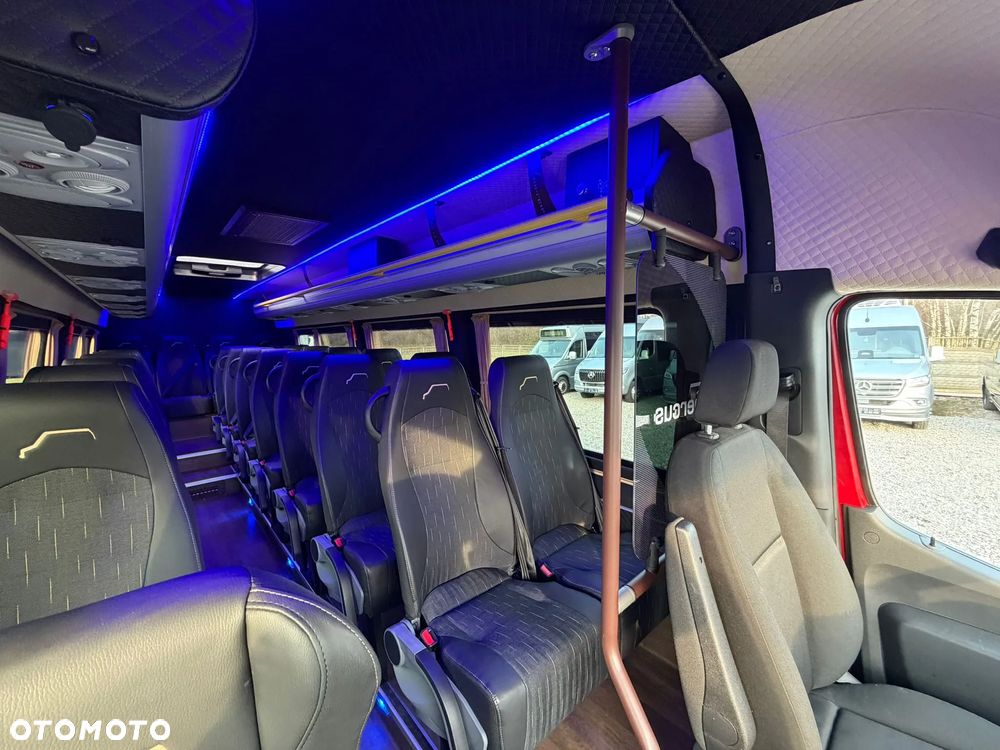 Mercedes-Benz Sprinter 519 - 29