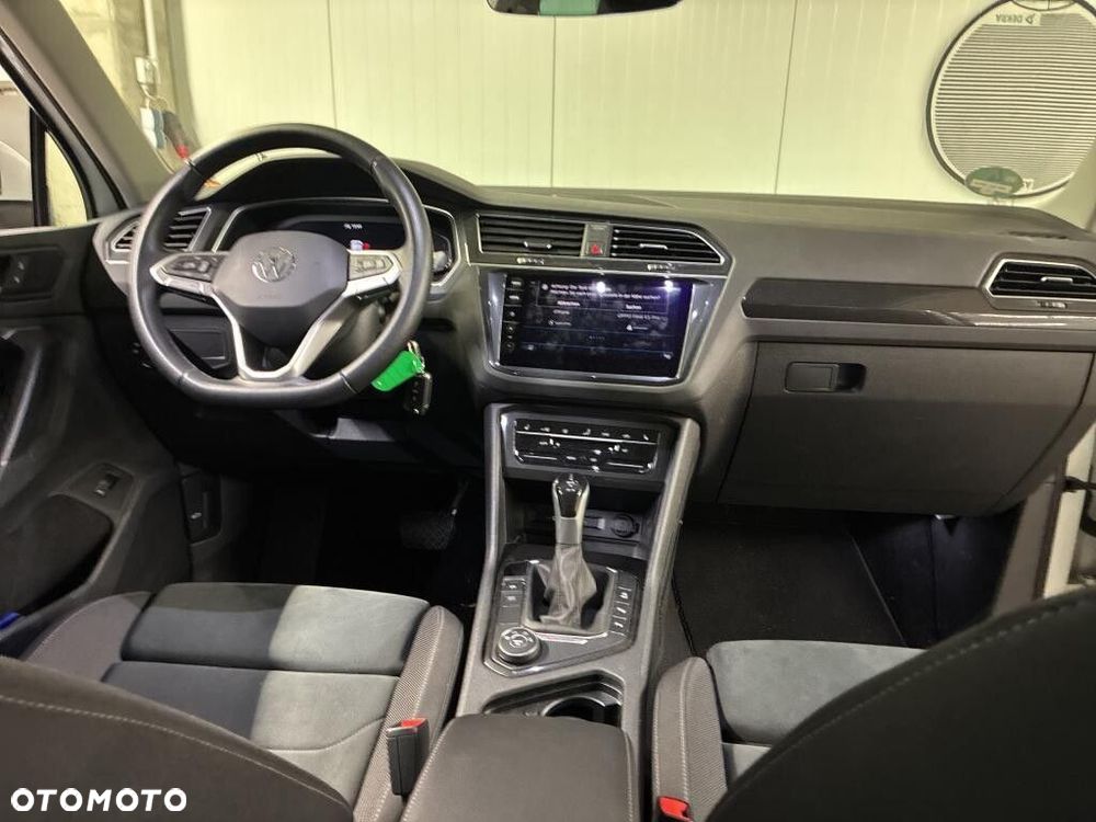 Volkswagen Tiguan - 5