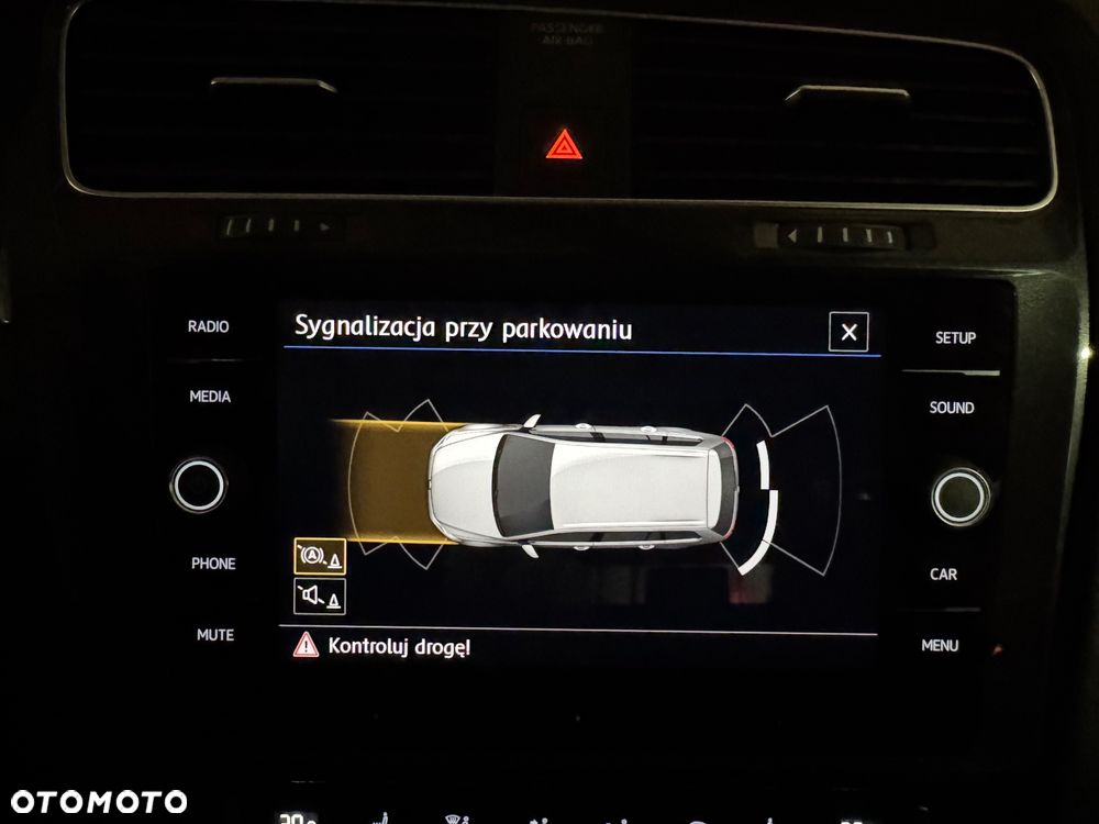 Volkswagen Golf VII 1.5 TSI BMT Comfortline DSG - 19