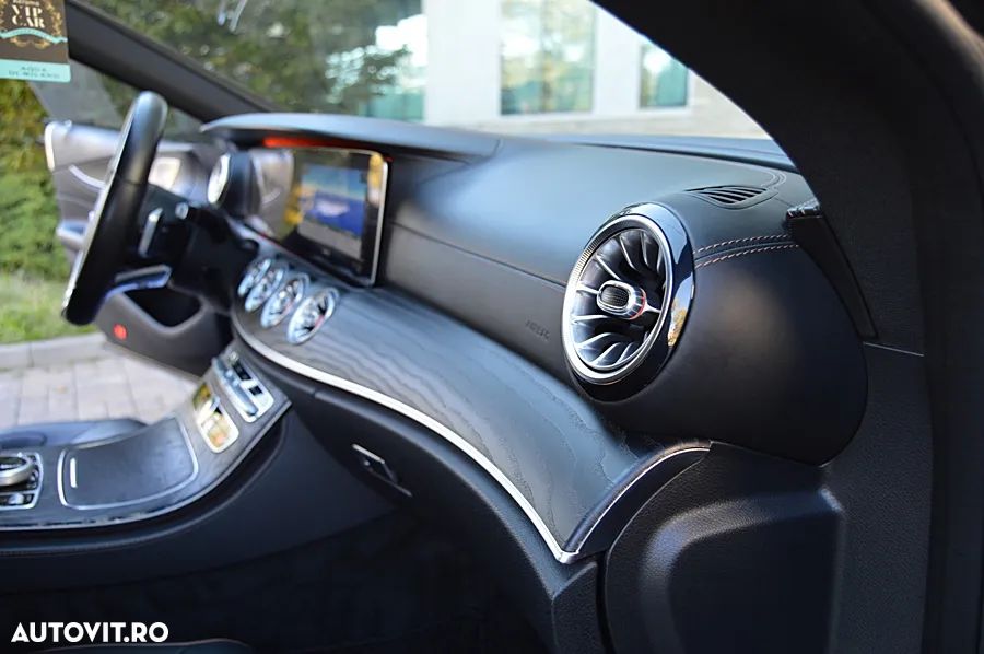 Mercedes-Benz CLS 450 4MATIC Aut - 34