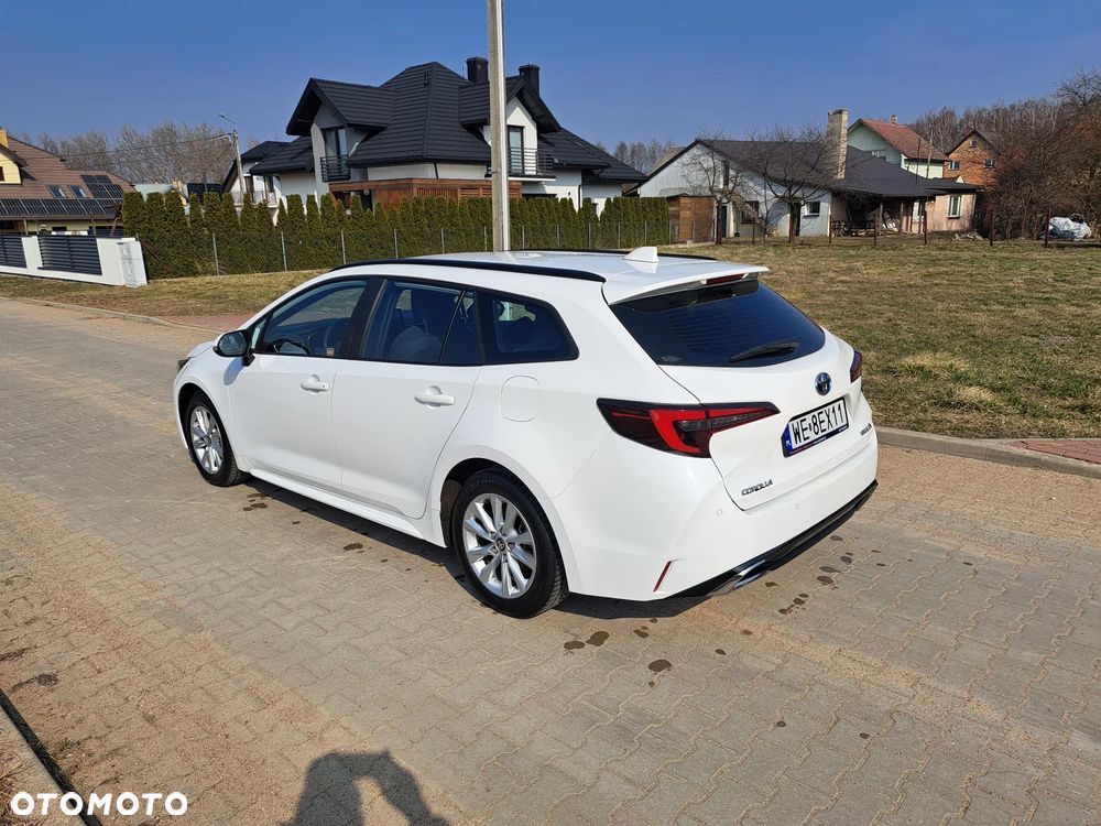 Toyota Corolla 1.8 Hybrid Comfort - 7