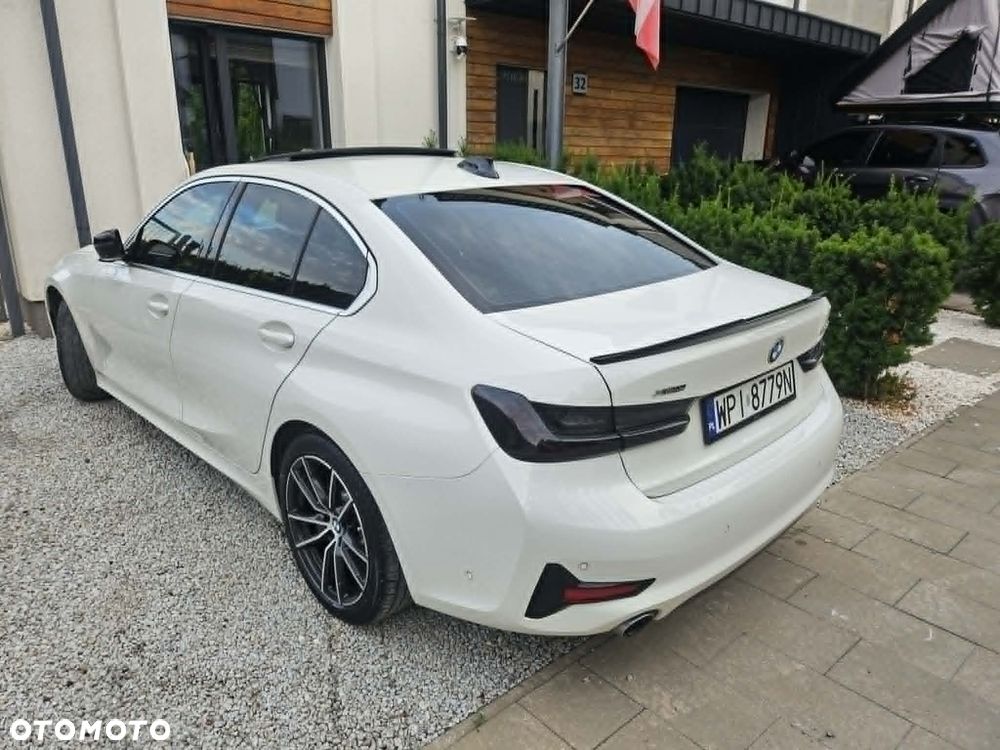 BMW Seria 3 330i Luxury Line sport - 6