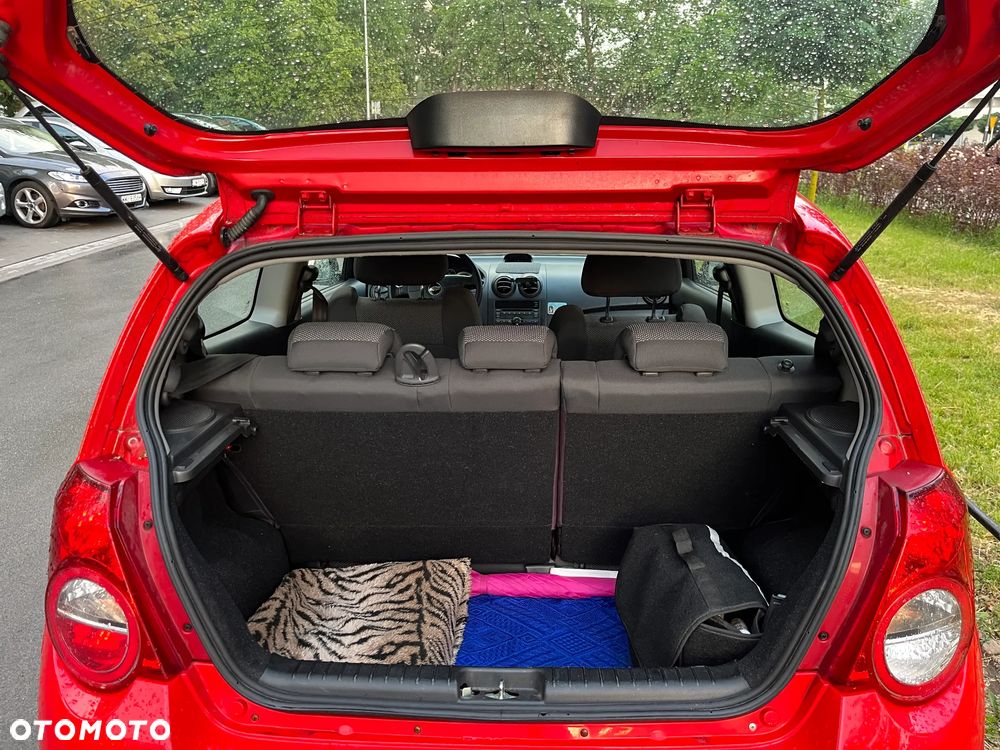 Chevrolet Aveo 1.2 16V Base - 6