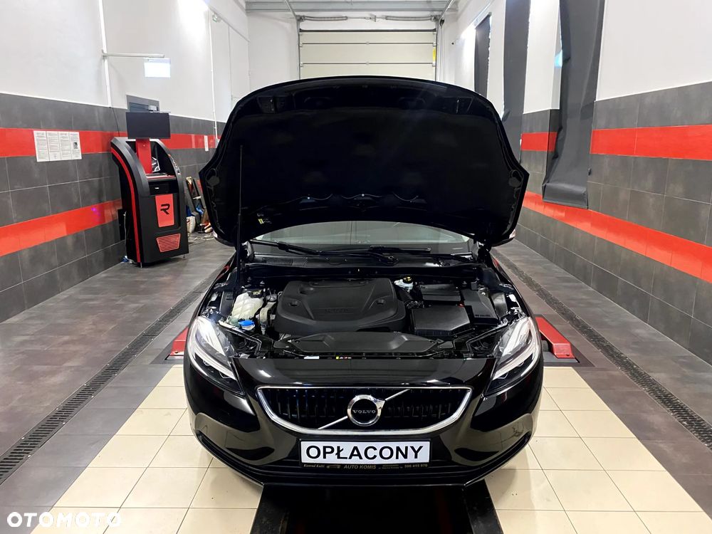 Volvo V40 D2 Drive-E R-Design Momentum - 24