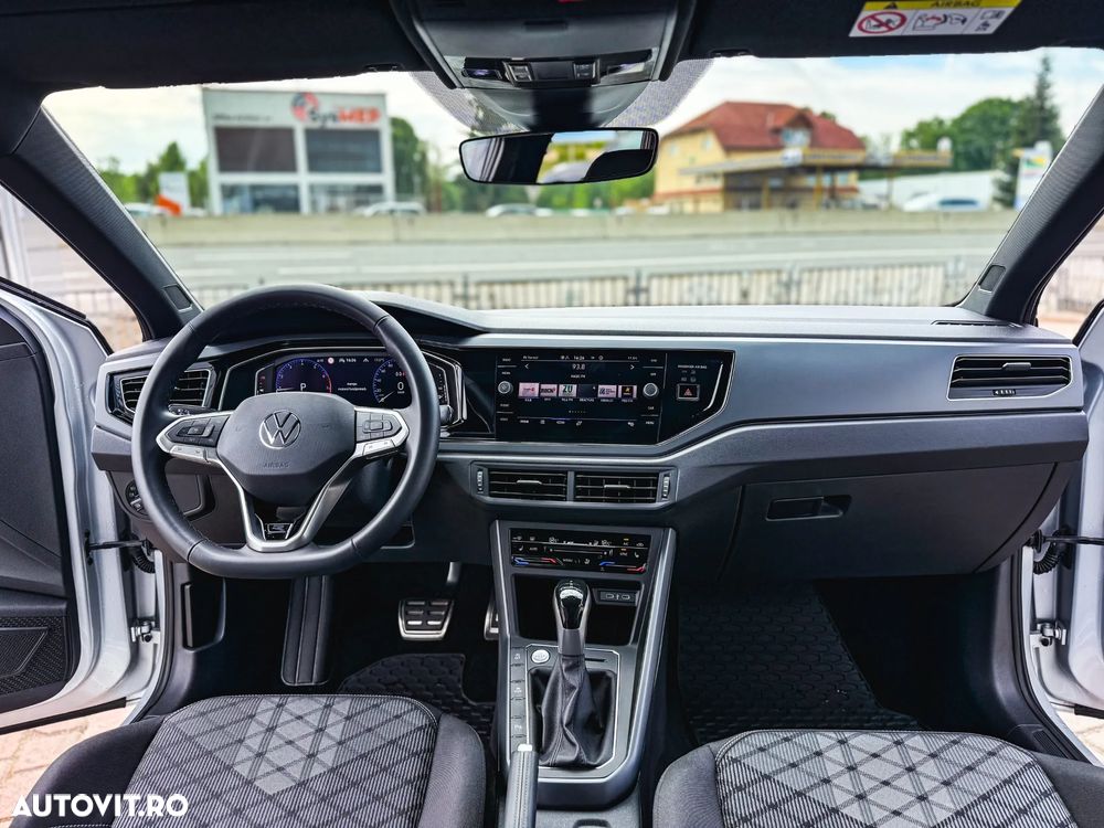 Volkswagen Taigo 1.5 TSI DSG R-Line - 17